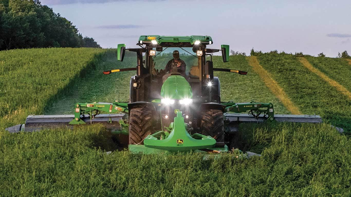 New John Deere 7R 330 Tractor at Tri County Equipment