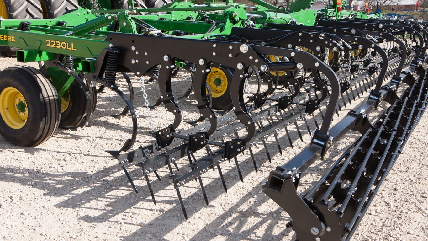 New John Deere 2230LL Level-Lift™ Field Cultivator at Tri County Equipment