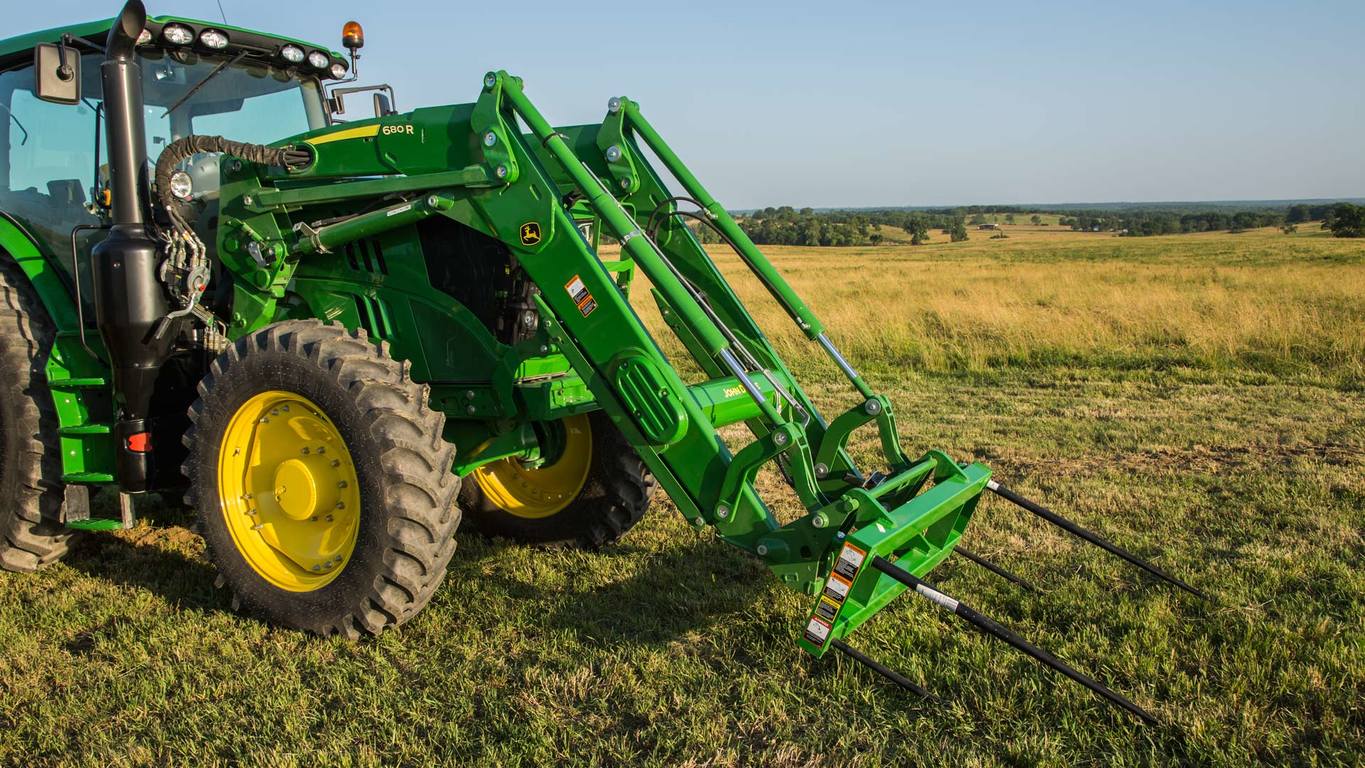 New John Deere 680R Loader at Tri County Equipment