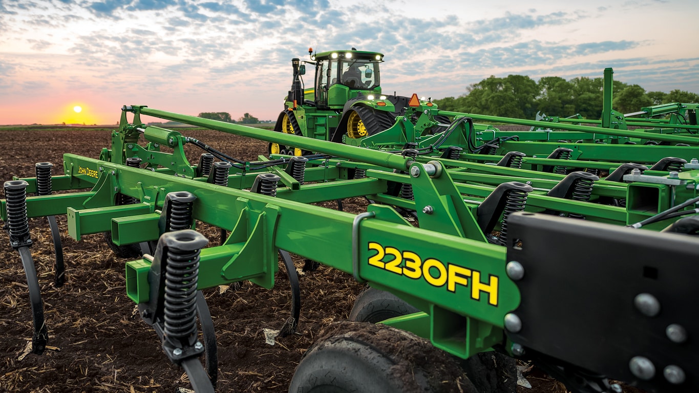 New John Deere 2230FH Floating Hitch Field Cultivator at Tri County Equipment